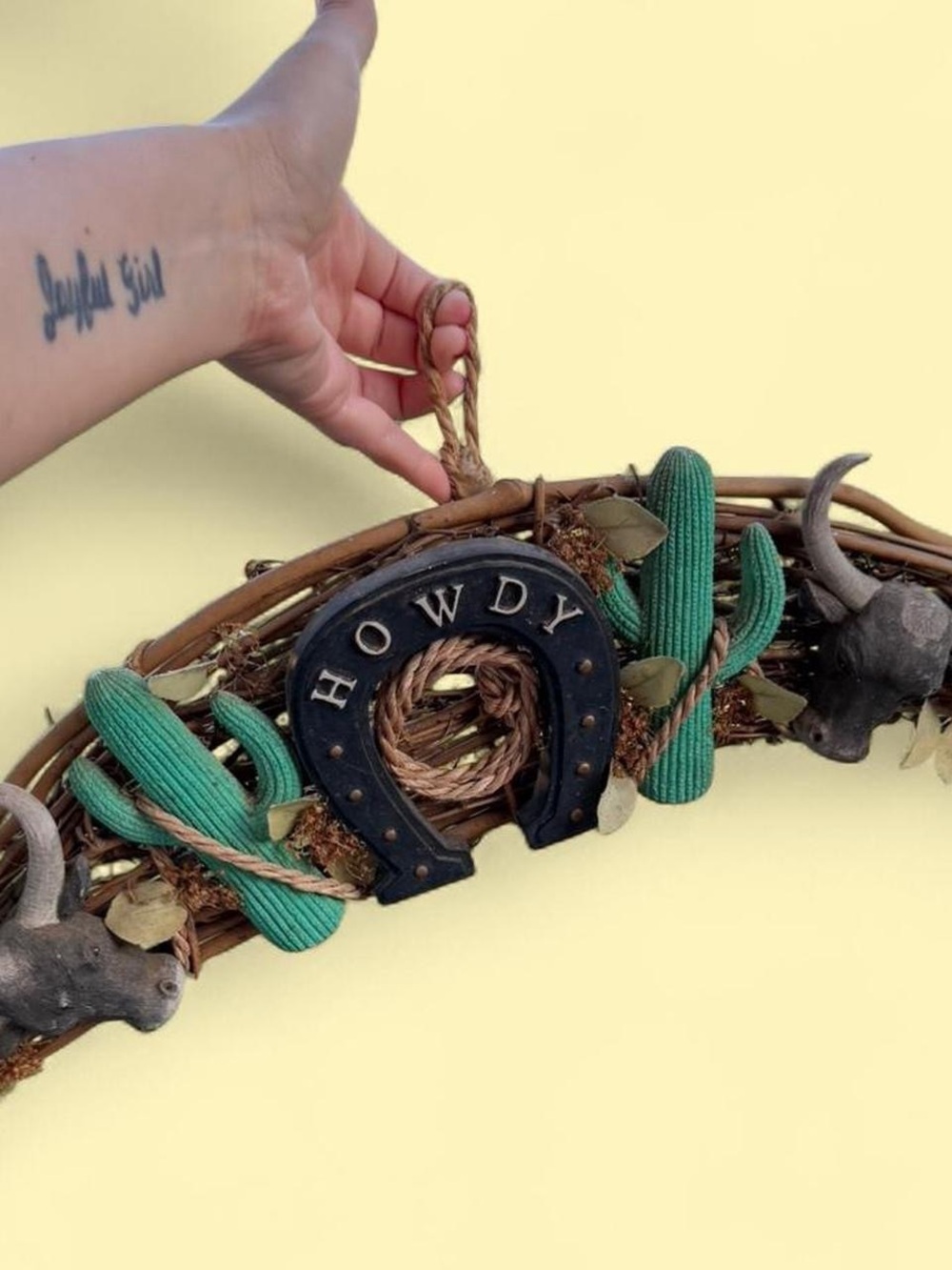 Howdy Horseshoe Western Wreath with Green Cactus Accents
